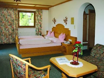 Hochland 3*
