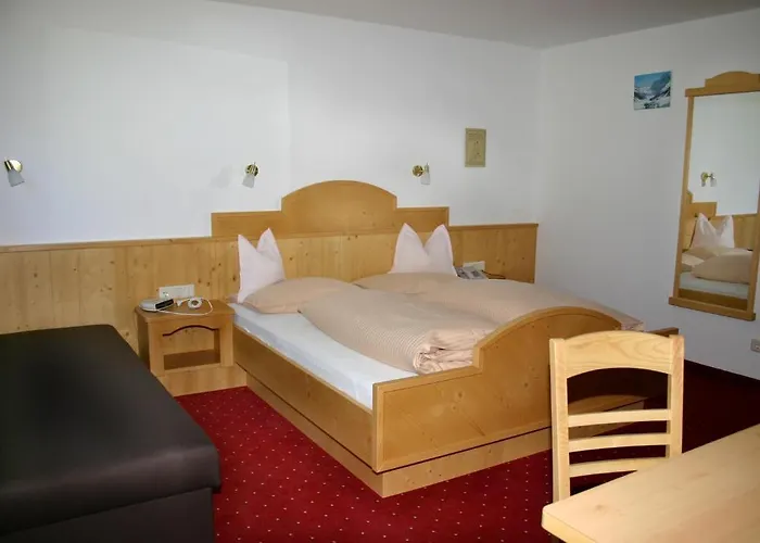 Ξενοδοχείο Hochland 3*